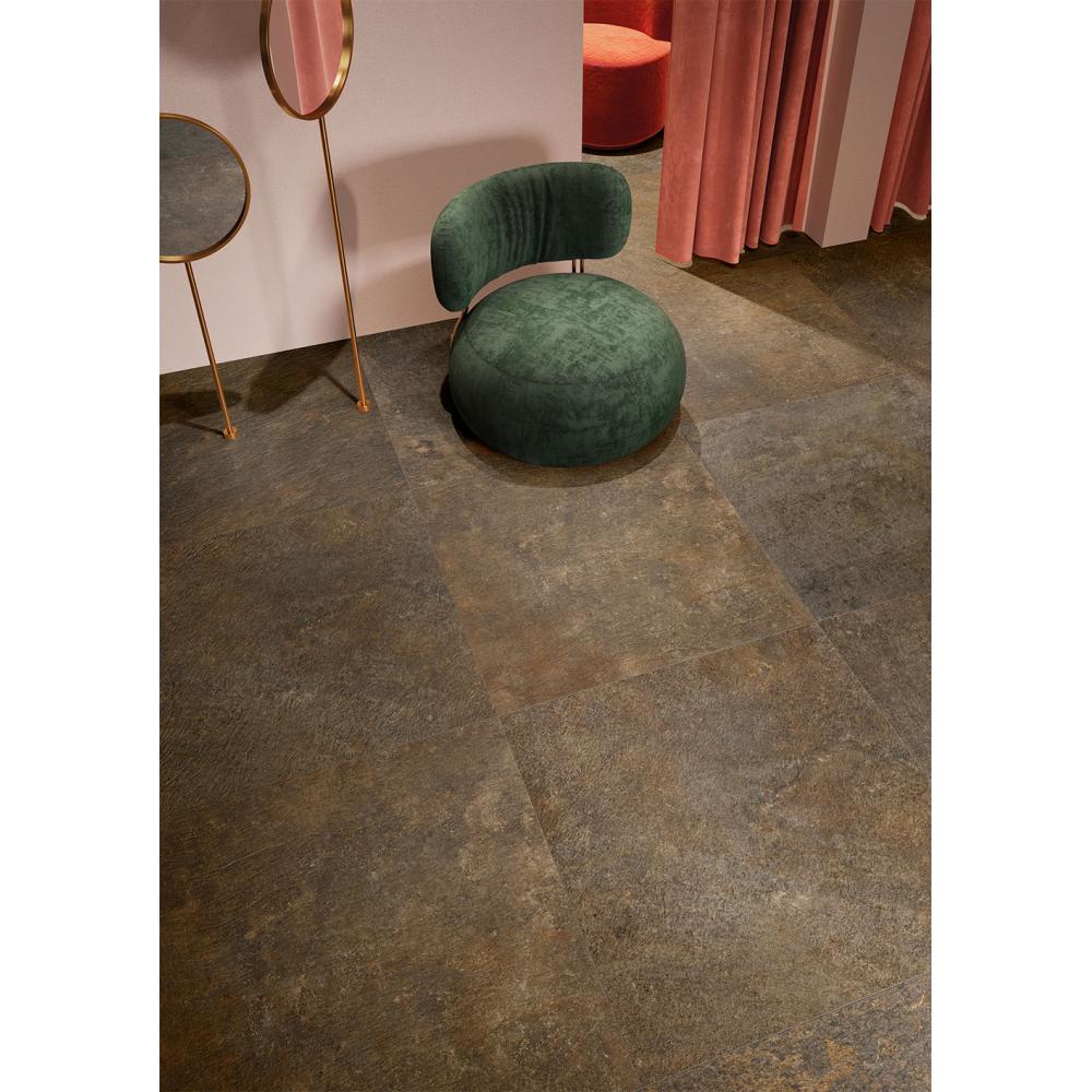 barna rozsda elcsiszolt modern jarolap greslap csempe kohatasu rusztikus minimal design fold szinu greslap fagyallo csuszasmentes nappali haloszoba konyha lakberendezes burkolat cercom absolute stone natur szin.jpg